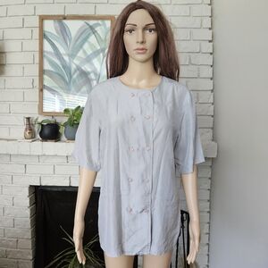 Annees Lauder Paris silk top Medium gray vintage short sleeves button down shirt